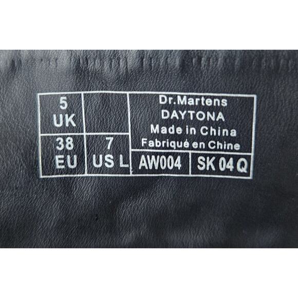 DR MARTENS Women 7 Daytona Aztec 2 Hole Wave Black White Bootie Ankle Boots EU38 - Picture 3 of 9